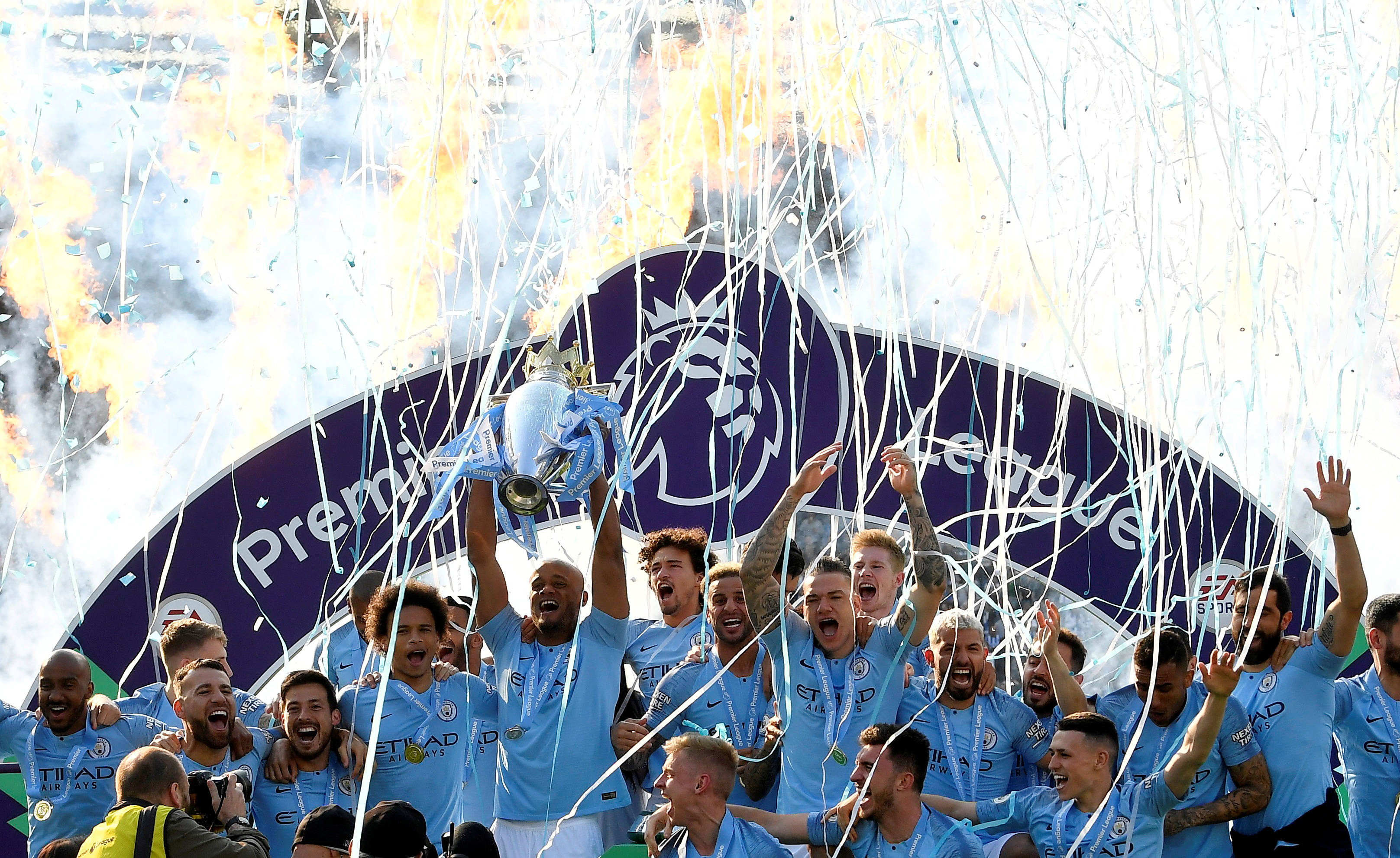 九游-包含欧冠倒计时，纽约尼克斯清晨伤情更新，细节引发关注，话题不断，赛程密集仍需轮换的词条