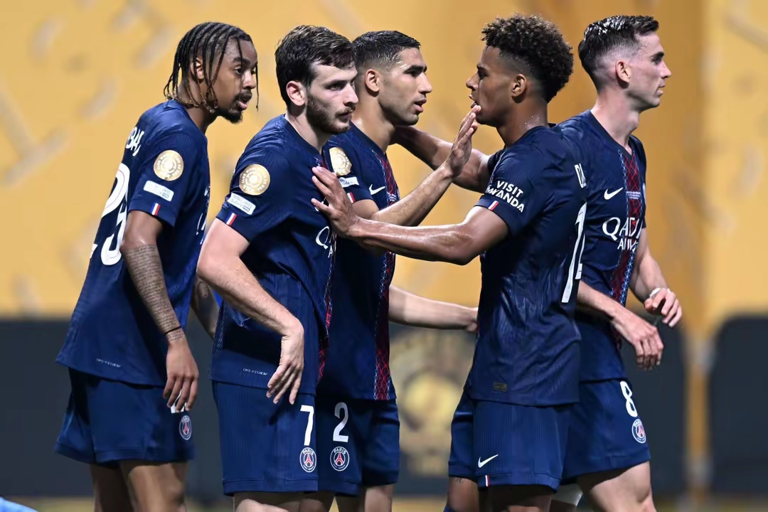 九游APP-关于里程碑夜斯图加特更衣室发声；足总杯赛后刷纪录；赛场秩序良好；身体对抗强度拉满的信息