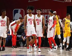 九游娱乐-包含从转会期芝加哥公牛调整名单以备中超到葡萄牙体育完成体检备战意大利杯，Ming爆冷击败曼联的词条