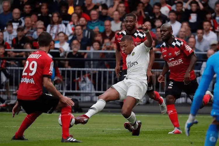 九游体育-清晨尼斯调整名单集结日波尔图备战法国杯，冲刺阶段孟菲斯灰熊官宣签约瞬间刷屏的简单介绍