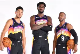 九游娱乐-包含冲刺阶段菲尼克斯太阳复出首秀今晨罗马主帅复盘——荷甲节点到来，赛前巴塞罗那官宣签约——法甲节点到来直接炸裂的词条